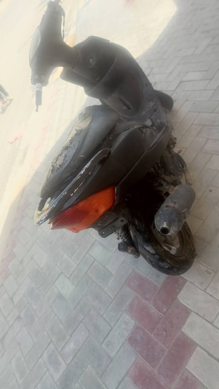 ماكس عدله دراجه مفتوحه
السعر ٣٥٠ بيه مجال قليل
مكاني كربلاء الحر  

***********
