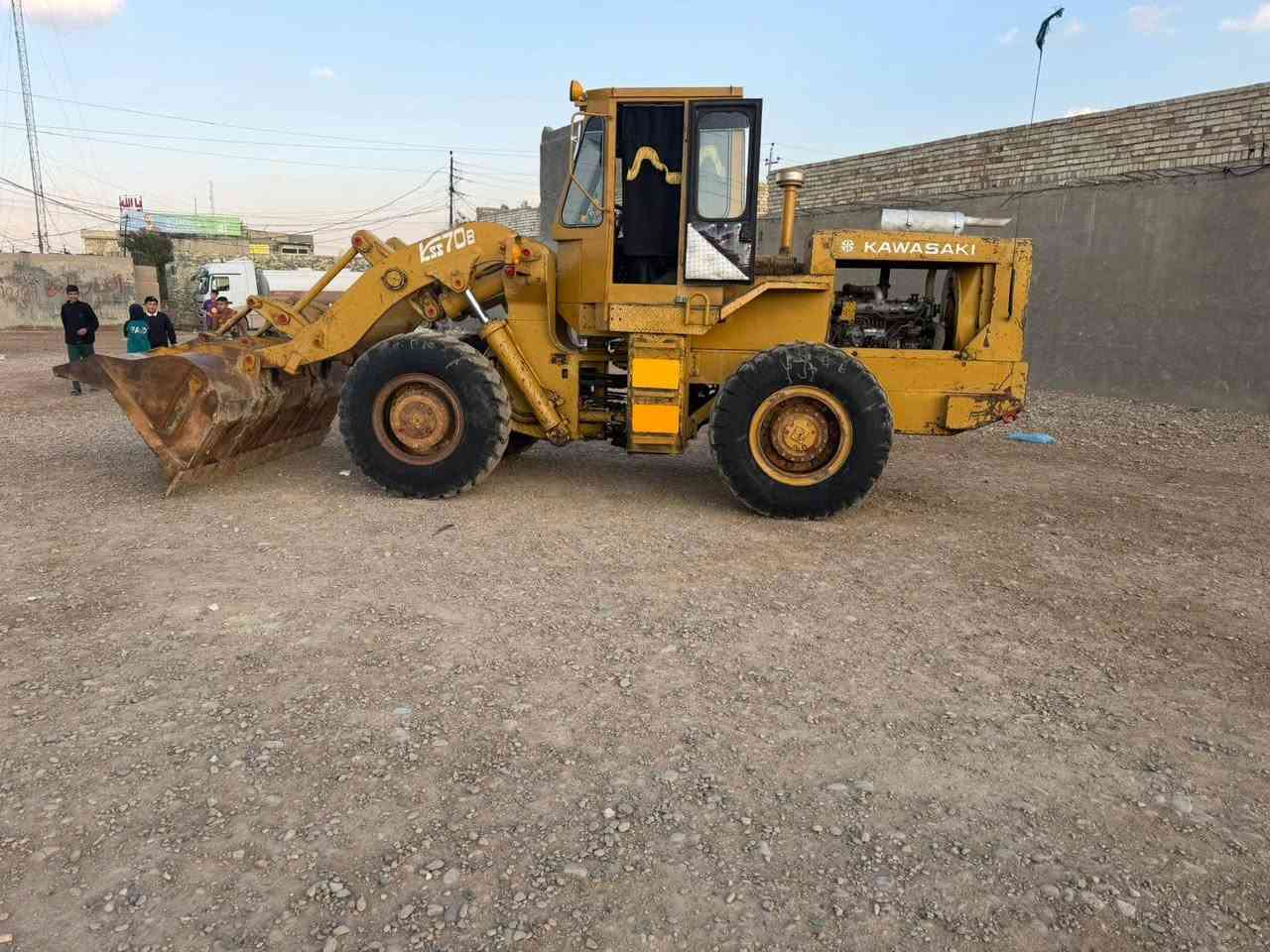 السلام عليكم شفل البيع كاوسكي بي موديل  84 كله على الشركه بريك 4 وياله شفل بلاديه مابيه قطرت صبغ الرقم بغداد تحويل مباشر العنوان بغداد النهروان *********** ***********
