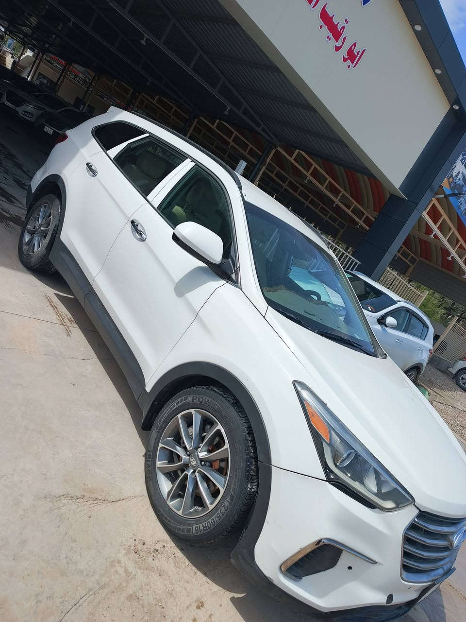 سلام عليكم سنتافي موديل 2017امريكي كراند محرك جيدي اي سته سلندر دفع رباعي سبعه راكب بيه باب مبدله وجاملغ مسبوغ السعر 150وبيه مجال العنوان ديالى بعقوبه تقاطع الغدس مكلف بل نشر التفاصيل ***********
