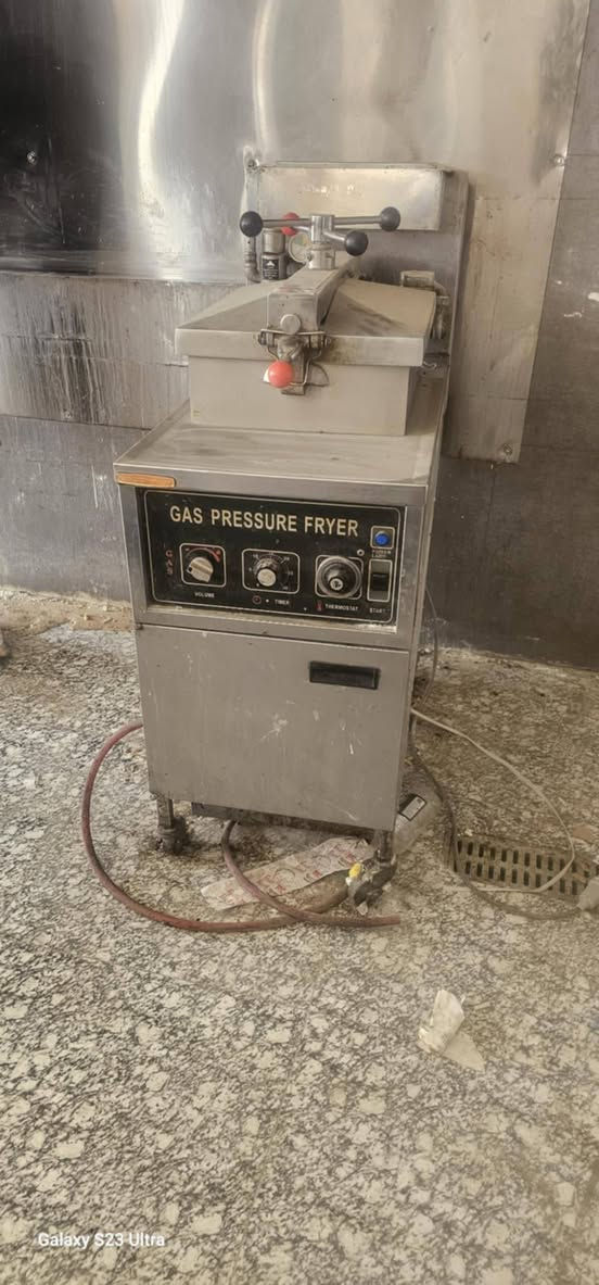 السلام عليكم جدر كنتاكي اخو الجديد للاتصال ***********
