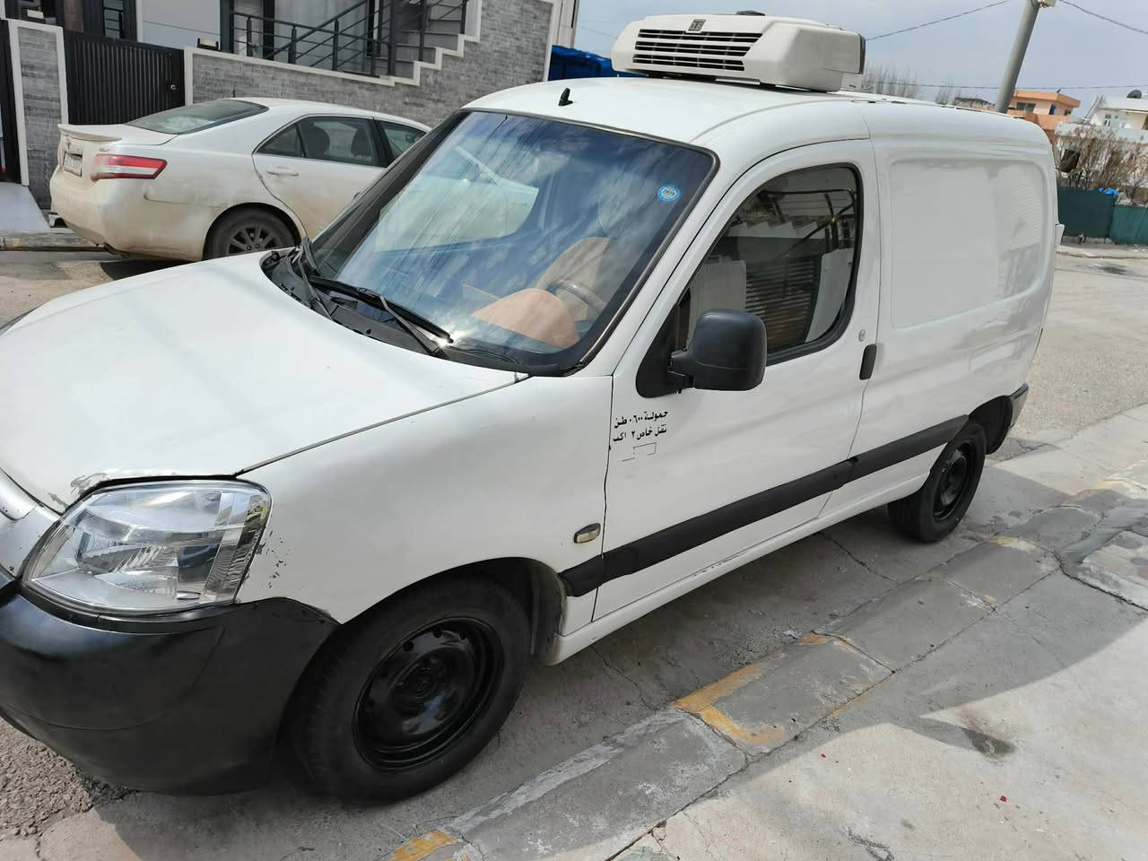 بيجو به راد 
موديل ٢٠٠٩ به 
شه رت كير مكينه ى تحويل
غرامه  شوين سليماني 
بيجو براد 
موديل ٢٠٠٩ 
سيارى جهاز 
شرط تحويل محرك كير كامل 
مكاني سليماني 
سعر ٦٠ بيها مجال السليمانية, العراق


**إذا كنت صاحب هذا الإعلان وتريد حذفه لأي سبب، رجاءا أرسل رسالة إلى الدعم الفني**