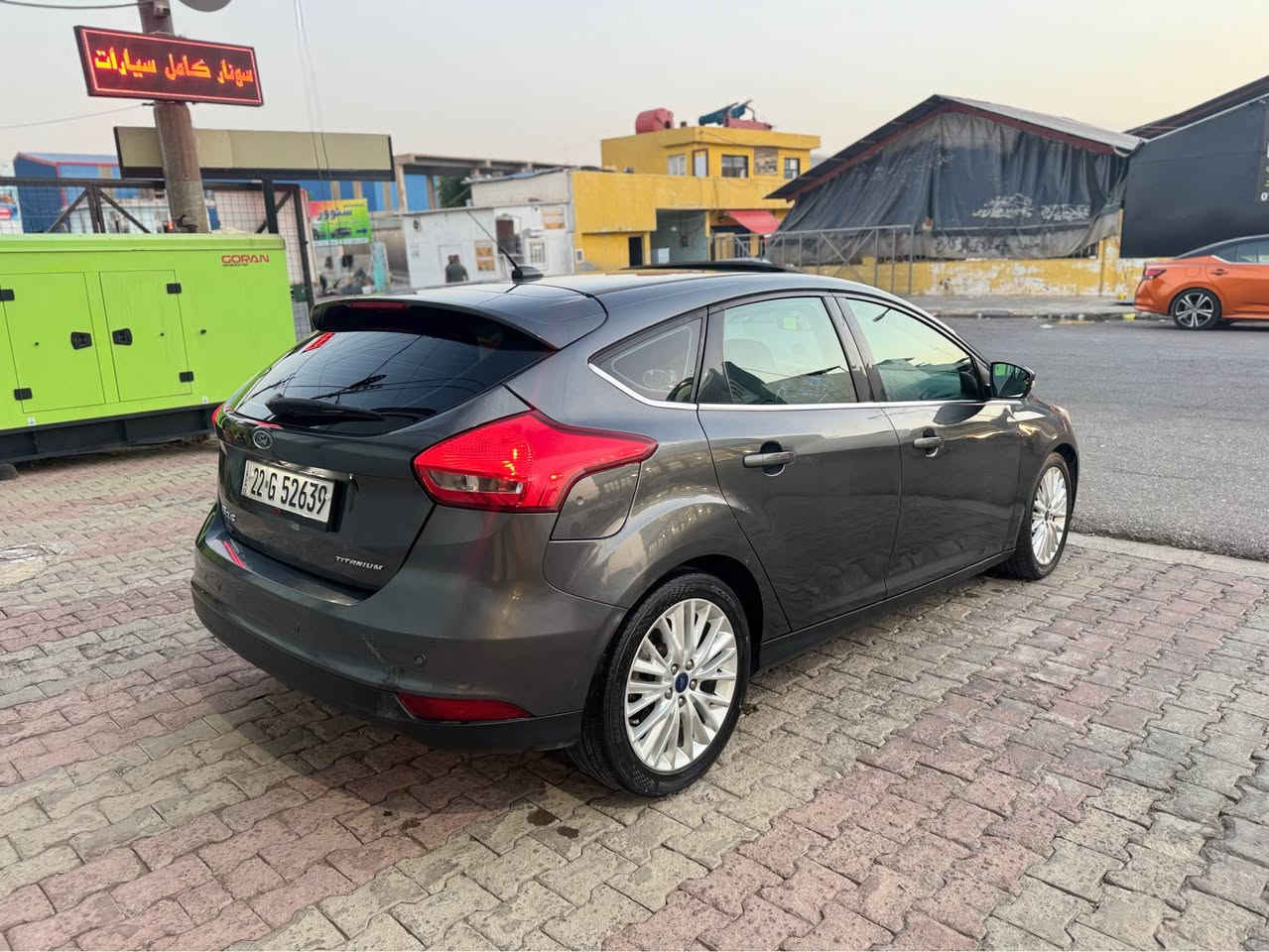 Ford focus 2018 titaniom 
٢پارچةي بؤياغه
جاملغي سةكن لةكةل دةرگاي سةكن سبوغه بي ناو گرتن هیچ ئێرباکەکي نەتەقیوەقەپات مواسفات تیتانیۆم 
بەسمەوشغال دوودەرگابەسمەکۆدی سەردەرگاناوحەوت ڕەنگ شاشەگەورەسیستم صوت سۆني ئێمپریفایري ناوسندوق کوشن جلدوکارەبای کوشن هیترسوکان هیترسلایدتەبریدلەمس تەبریددووزۆن ڕادێتەوبەوابەبیلادي مەکینە20چوارپستن مرغوب گێڕومەکینەوتەبریدکارەبای بەردی گزۆزئێرباک بەشەرتي 10فیترچوارتایەی نوێ پاتري نوێ بێ تەقەوڕەقە سەنەوی ژینگەڕێگاوبان نوێیەتا(2029/7/30)بەناوکردن وغرامەبەشەرت نرخي ٨٥$ مةجال

فورد فوكس ٢٠١٨ 
مكينة ٤سلندر مرغوب سيارة نظيف شرط محرك كير تحويل سيارة بي ٢ قطعة سبغ بدون دواخل بدون ارباك
سعر ٨٥$
*********** واتس اب أربيل, العراق
