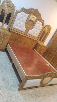 غرفة خمسة أبواب • فصال تركي • معرض عش العروس