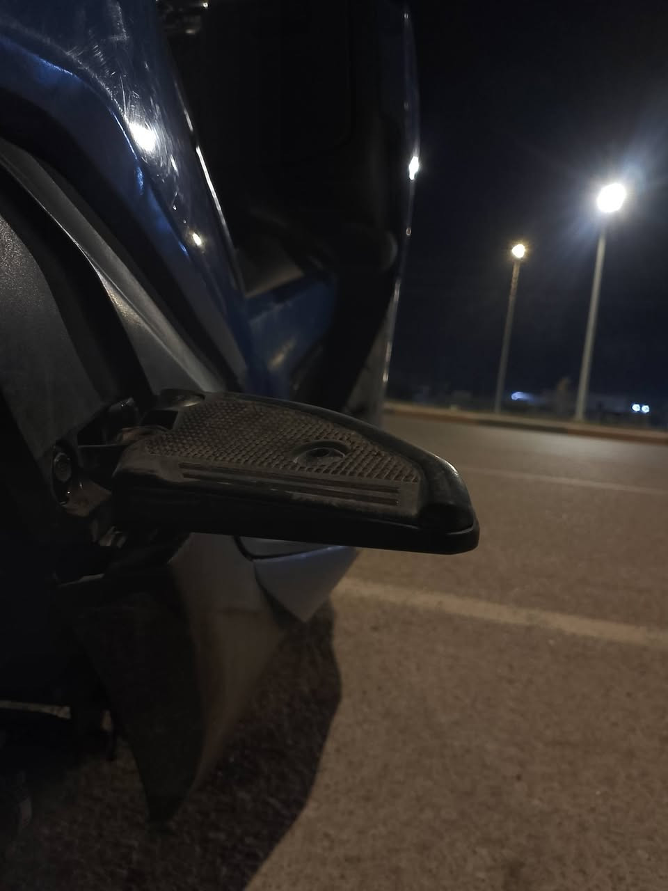 دراجه فورزه 0/12 كفاله كلشي ما عوزها تشغل و تطلع مواصفاتها معروفه 
مكاني كوت 
صورها واضحات الشراي يخابرني او يراسلني خاص
***********
