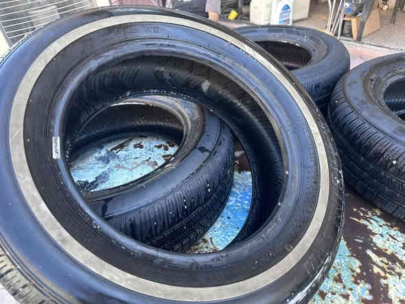 تخم تاير اكسنت حجم 14ابو الخط الابيض نظافه 50./.
العنوان بغداد الرصافه 

السعر 60

***********
