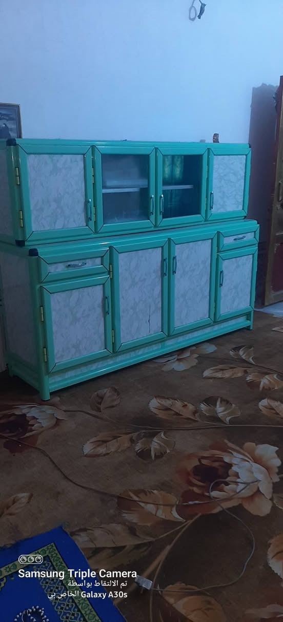 كاونتر للبيع نظيف اخو الجديد السعر ب٢٠٠ ألف للتواصل راسل الصفحه او واتساب *********** الناصريه مركز
