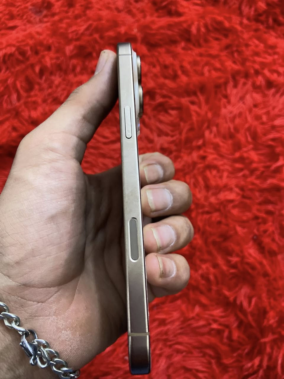 سلام عليكم ايفون ١٦ برو ماكس ذاكرة ٢٥٦ بطارية ٩٦ بي فقط ال نقطة الي بل شاشة او الضهر مكسور ما مفتوح ابد مكاني بغداد السعر مليون او بي مجال بسيط


**إذا كنت صاحب هذا الإعلان وتريد حذفه لأي سبب، رجاءا أرسل رسالة إلى الدعم الفني**