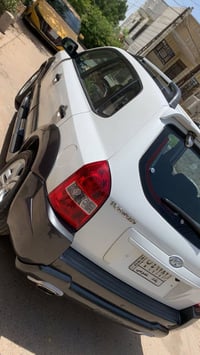 توسان 2009 خليجي  فول موصفات  بيها جاملغ مبدل  وضحت بالصوره الي بيها  ...