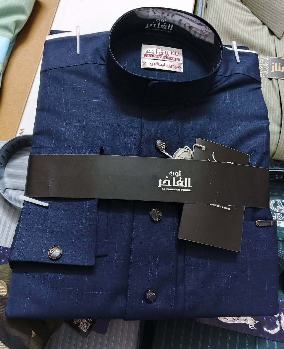 دشاديش رجالي موسم صيفي عرض نار 🌙.
قماش  درجى اولى ياباني قطني  نوعيته بزمه هد دبل ياخه 💯
سعر القطعه 20الف فقط .
قياسات متكامله( 62.60.58.56.)
العنوان حي شهداء شارع توزيع جديد قرب برج اسيا 
متوفر خدمه توصيل داخل الفلوجة فقط( ‏‪***********‬‏)وتساث

