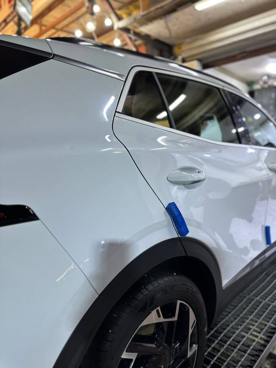 سبورتج 24 رقم اربيل
*ماشيه24
*موصفات جيتي لاين
*تو كلر ابيض اسود
*فتحت سقف بنراما
*بصمه وتشغيل عن بعد
*تفئه تبريد مقاعد
*مقاعد الاماميه كهرباء
*شاشه تدعم ابل كار بلي
*صندوق كهرباء
*اربع وضعيات قياده
*هندبريك 
*تبريد شاشه
*نزول منحدرات
*مانع تزحلق
*تحكمات ستيرن
*شفتات ستيرن
*شاشه وكامره
*6ايرباك
*ضمان كيا الدولي 5سنوات او 100الف كيلو متر
***********
