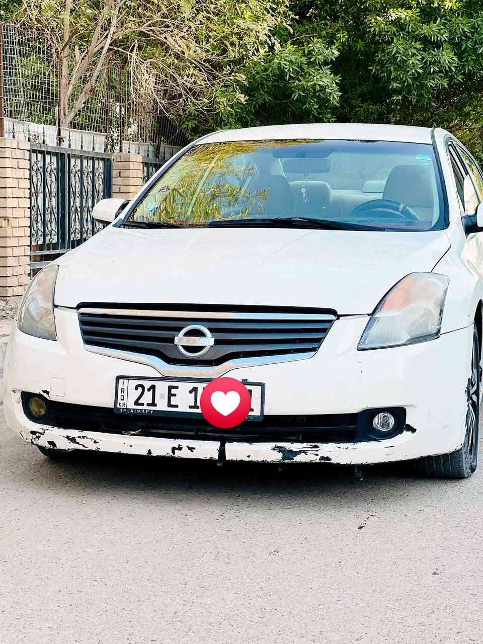 بسم الله ماشاء الله 
نيسان التما موديل ٢٠٠٩
رقم اسليمانيه مميز هزه سنويه رقم كله جديد باسمي 
سياره خير من الله بدون نقص 
صبغ قطعه وحده باب خلفي 
منضومة غاز مال الشمال 
مكاني ديالى المقداديه (شهربان) 
السعر  (٩٠) وبيها مجال 
ترهم مراوس حسب القناعه
         ***********
