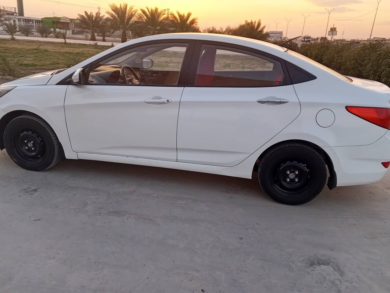 السلام عليكم ورحمه الله وبركاته
اكسنت موديل 16 خليجي  السعر 85. كلش حلوه ونضيفه وجاهزة  محرك دوش 1400. مامفتوح  بيها 3 قطع صبغ بدون دواخل ولا ايرباك  السونار موجود  مسويلها ادامه كامله ماناقصها برغي تجي وتشوف بعينك  رقم بابل تحويل مباشر مكاني بابل النيل ***********. بي واتساب
