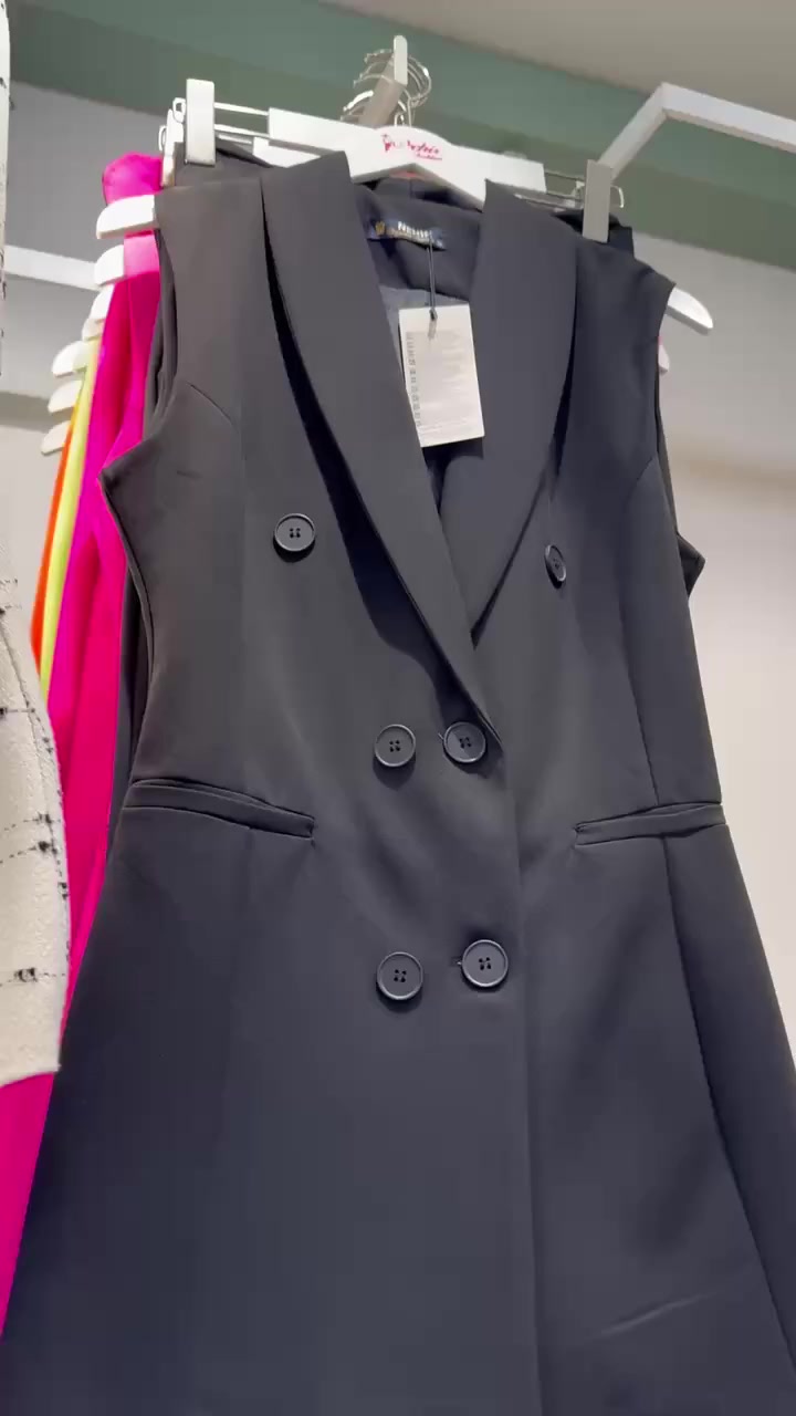 شروة اطقم عدد 300 قطعة القماش دبل اجنبي سيريات نظامي معا الوانهم مقاسات 36 لحد 46 
خامات درجة اولة السعر منهي دون فاتورة 8$ للحجز تواصل وتساب 00905380714942


**إذا كنت صاحب هذا الإعلان وتريد حذفه لأي سبب، رجاءا أرسل رسالة إلى الدعم الفني**