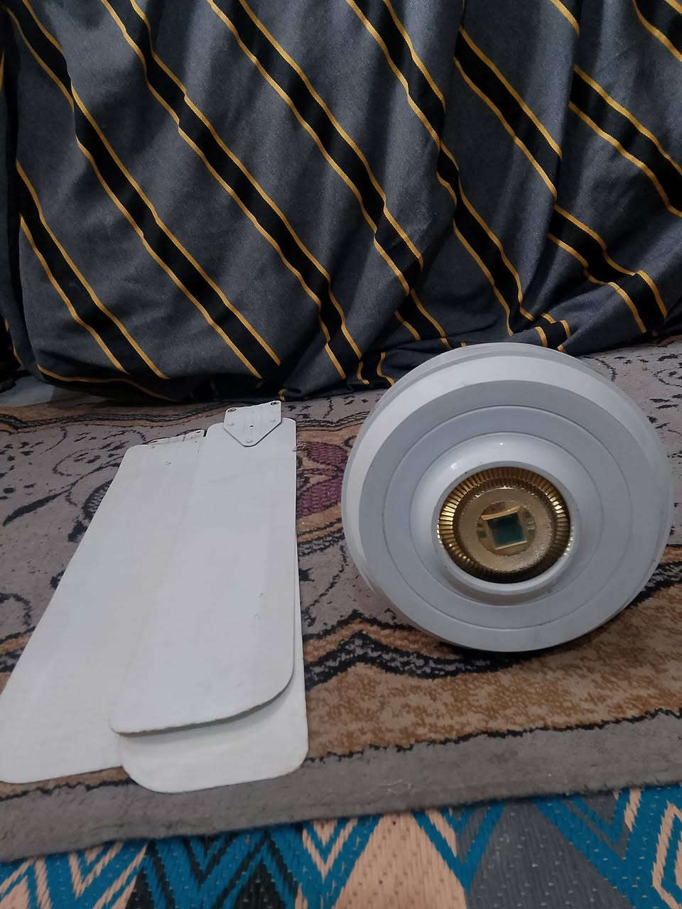 السلام عليكم اصليه سعر 20 قفل عنوان بغداد ام الكبر***********
