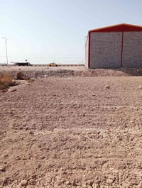 أرض زراعي • ٤٠٠م • قرب سيطرة البوعظم