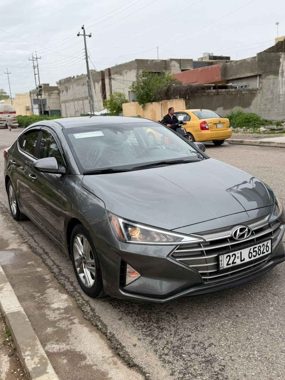 السلام عليكم
لنترا موديل 2019

رقم اربيل جديد

نص فول

رادار امامي خلفي 

نقطه عمياء

كامره دوار 

ويل 16 

مكينه 20 دوش 

كير اي تي 

ضرر بوند فقط بدون دواخل بشرط

مكان السياره موصل 

***********
