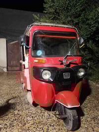 تكتك موديل 18 اوراق داخله بلوراق 19 مجفته مره وحده نضيفه مصبوقه جماليه...