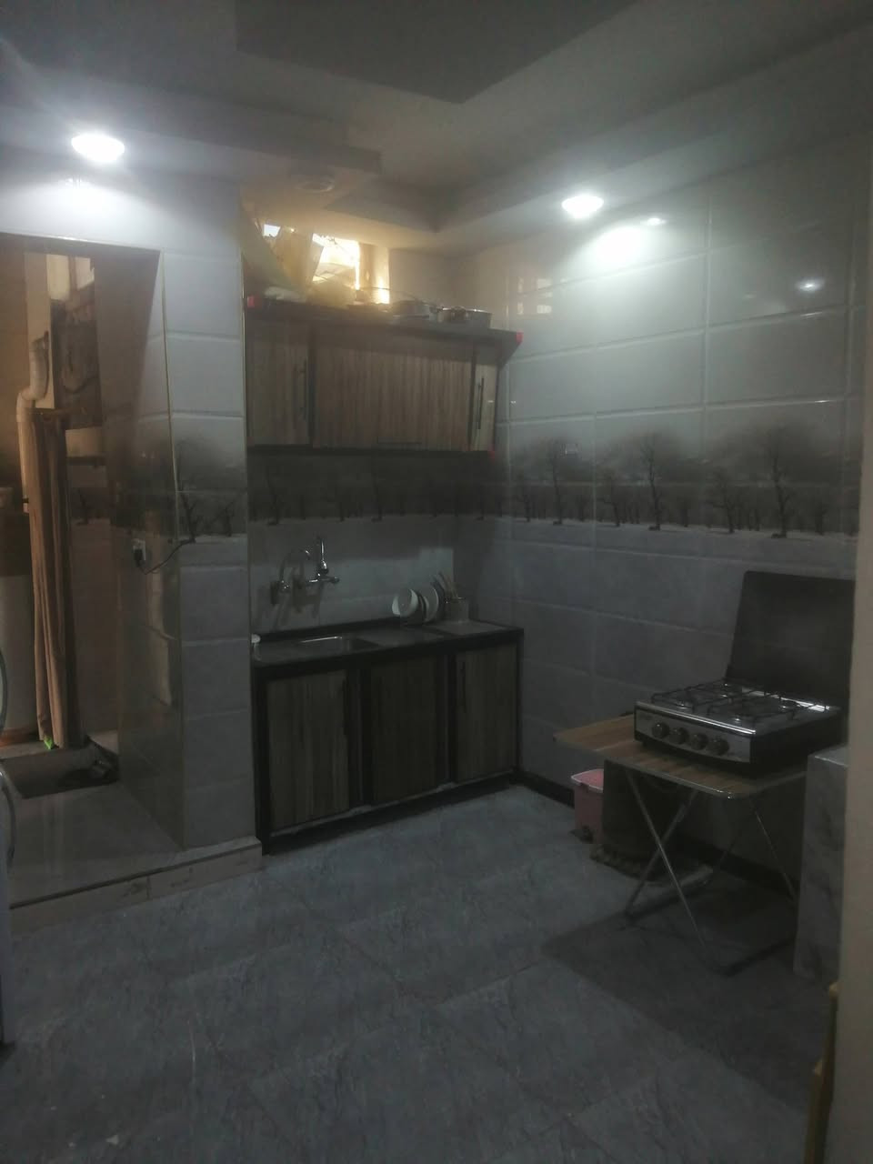 دار للبيع...
المساحة : 50 م٢ (دولان) 
نوع العقار : طابو صرف
الموقع : حي الزهراء / خلف المعهد التقني
السعر : 27 مليون
للاستفسار الاتصال على الرقم ***********
