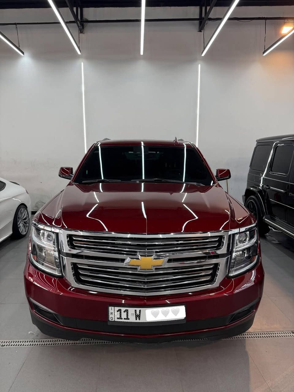 السلام عليكم اقره المنشور كامل والله يوفقكم الي مو شراي لايتصل تفاصيل السياره كله ذاكره مع جزيل الشكر 

المسافه المقطوعه 110 الف حقيقي شرط الفحص
 1- النوع . تاهو بتره 
2-الموديل.  2018
3-الحادث:_جاملغ خلفي وقبق صندوق
 4- حالة الايرباك:_سليمات
____________________________
الموصفات :_فول الفول عده البصمه فقط
1-رادارات امامي
 2- فتحه سقف(سلايد)
3-المحرك 5.3
4-جنطه كهرباء
5-جنطه شفط
6-داخل جلد اسود
7-الكشنات vip
‏8-DVD بالقماره (شاشه)
4- كامره خلفيه 
10-كشنات كهرباء
11-تدفئه كشنات
12-كشن ذاكره خزن 
13-تشغيل عن بعد
 14- شاشه كبيره+قاصه
رقم بغداد هزه سنويه جديد تحويل مباشر
اللون ماروني كشره سليم من الخدوش والتكحيلات السياره مثل الصور واحلى بعد كير محرك مكفولات من الفتح والتبديل تخم تاير وكلشي بيها جاهز وجديد مابيها اي نقص حته بولش وحمام مسويله
السعر 310
للاستفسار *********** اتصال+واتساب غير متواجد ع الفيس 
لعنوان بغداد / حي الجامعه
