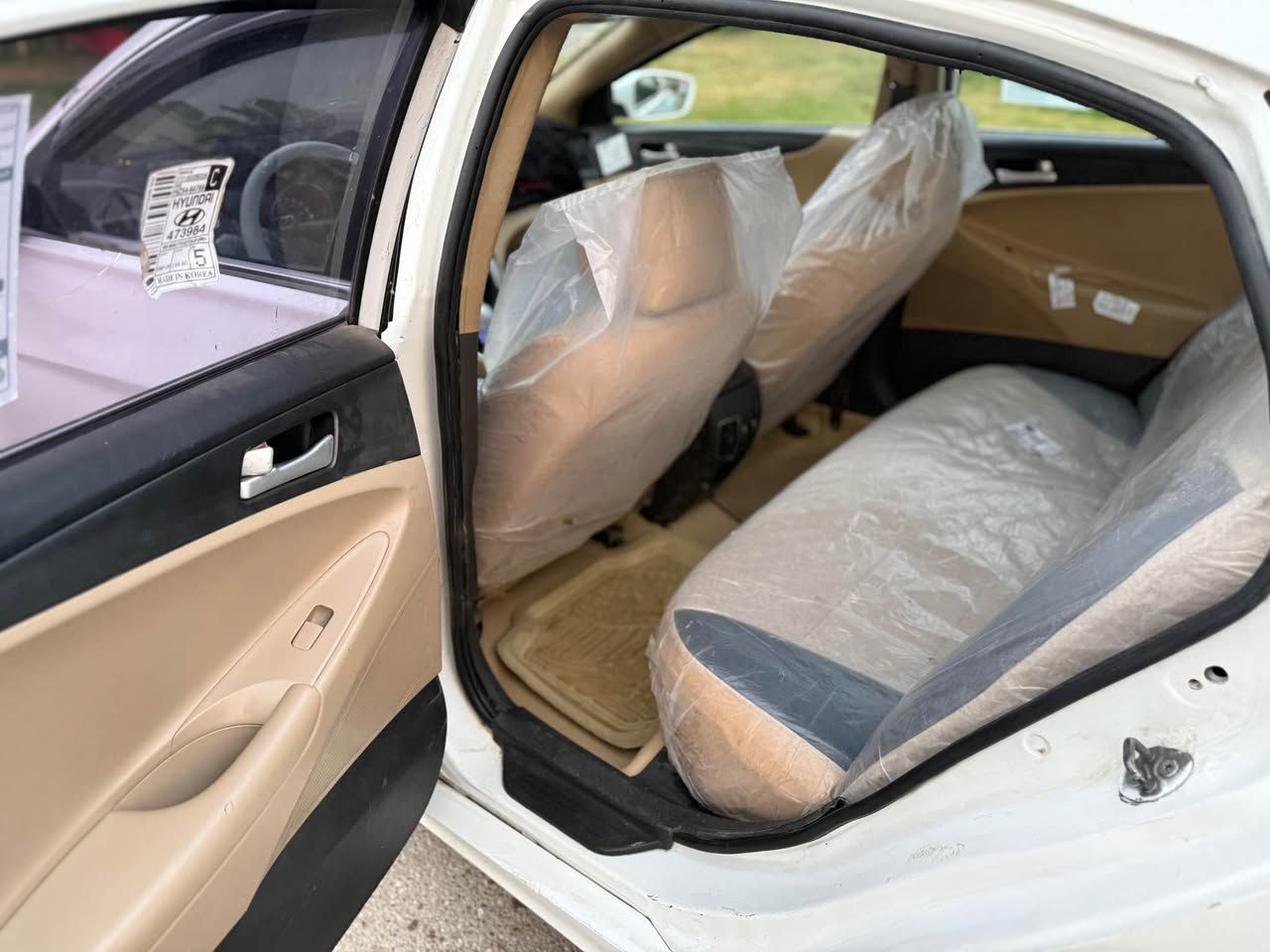 السلام عليكم ورحمة الله وبركاته 
من رخصة الإدارة المحرمة 
عندي سوناتا 2011 خليجية فول مواصفات 
رقم اربيل سنويه منتهيه تريد تحويل او وكالة عادي
محرك 2400 مكفول كير مكفول
بچم كبس بيه صبغ جاملغ خلفي وبابين شرط السونار ابيع فقط 3 قطع 
والسيارة مابيه نقص جاهزه
عنواني بابل الإسكندرية 
السعر 92 ورقه
***********
*********** الفلوجة, الأنبار
