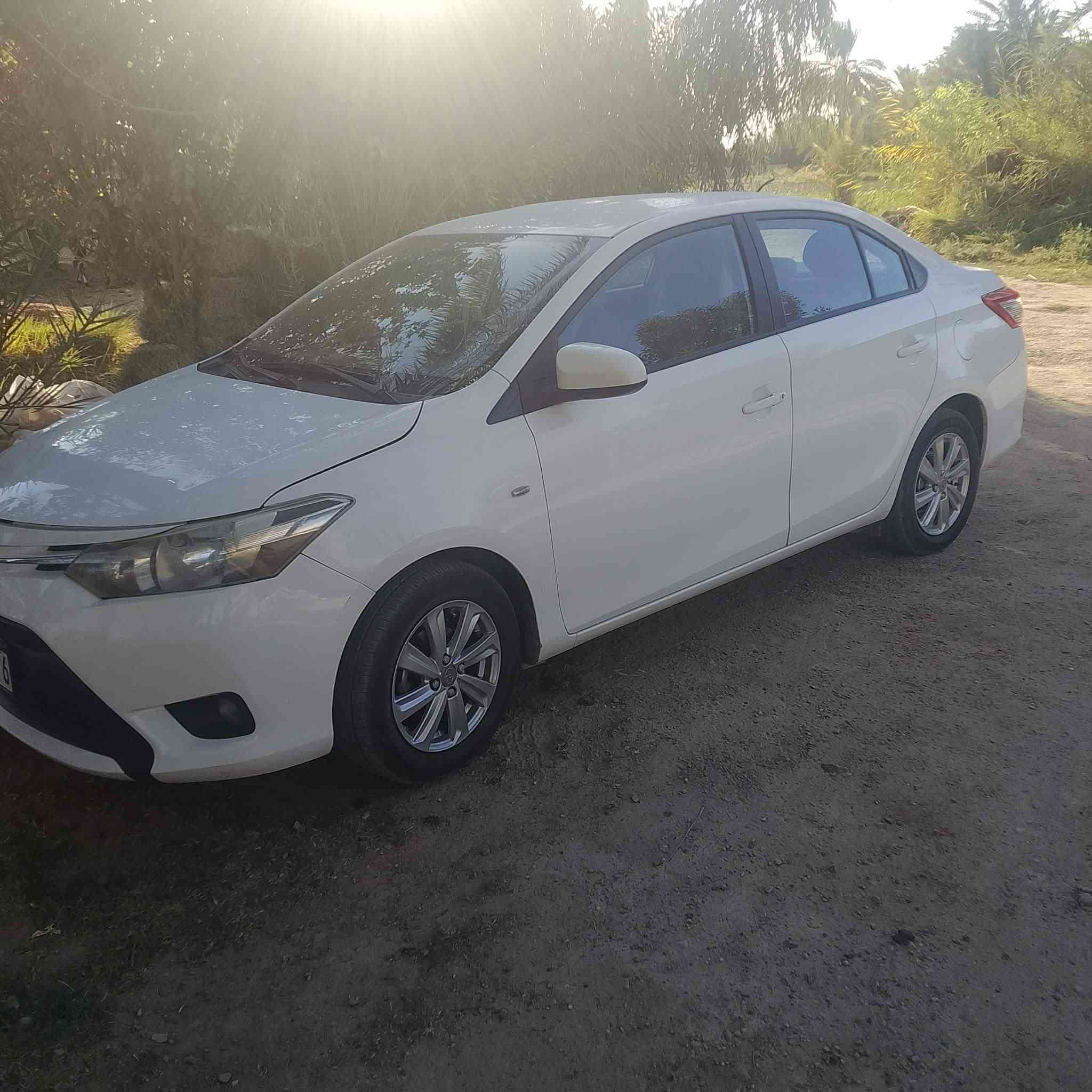 تيوته يارس 14 جاهزه تدفئة تبريد
مابيها حادث بيها بارد بالجاملخ الامامي مقدار 10 سانتيم

رقم الهاتف ***********
السعر 117 بيها مجال
