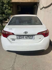 كورلا ٢٠١٩ وارد امريكي le  حادث سرقة موضح بالصور بدون دواخل بدون ايربا...