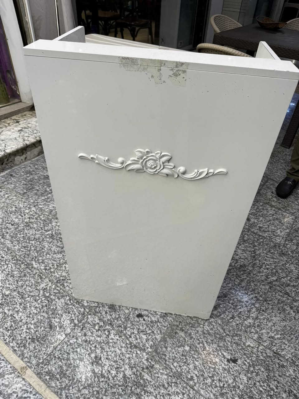 ميز كاشير نظافه 80‎%‎ جدا نضيف  السعر 60 بيع مستعجل العنوان الأعظمية شارع عمر قرب الكوخ ***********
