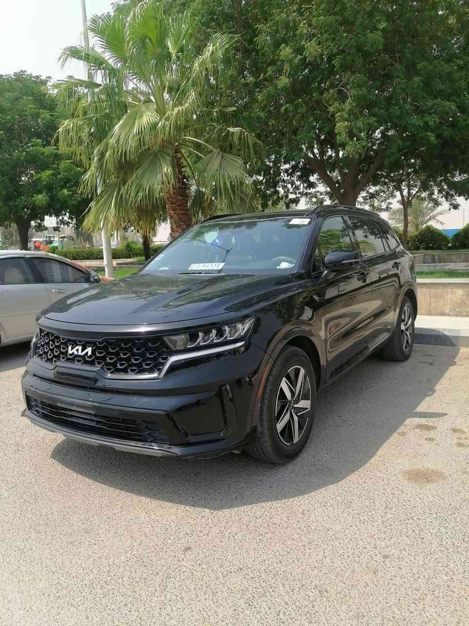 #سورنتو_23_أمريكي
رقمه نجف وبأسمي 

ماشيه 13 ألف 

فتحه بل قماره 

+ كامرات + حساس أمامي خلفي 

وبيه هواي مواصفات السياره نظيفه جداً 

السعر  233 ورقه وبيه مجال حق الجيه 

العنوان النجف الأشرف 

للأستفسار أكثر  ***********
