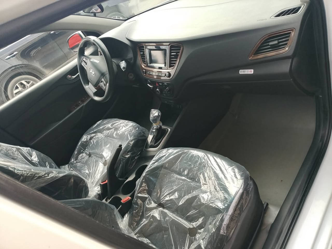 اكسنت موديل 19 ورد مريكي الحادث جملغ بنبد صور الحادث موجود بل منشور .. فقط كير محرك تبريد مكينه كفاله عامه تخم تاير شواصي مكفولات بلادي.. محرك 1600
رقم بغداد نكليزي سنويا جديد هزه جديد تحويل ثاني يوم 
سعار سياره 102بي مجال حك جيتك العمله 
للعنوان بغداد الحبيبيه نتصل تدلل على رقم 
***********
