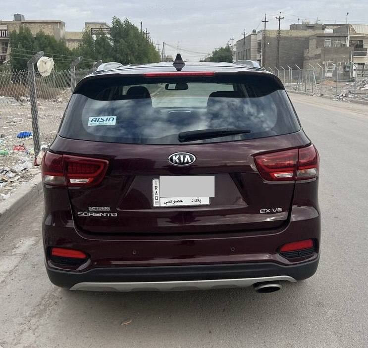 سورنتو 2019 Ex فول مواصفات امريكي 6 سلندر 3.3 رقم بغداد ماشية 39000 مايل حادثها موضح بالصور السعر 205 و بيها مجال *********** بغداد, العراق
