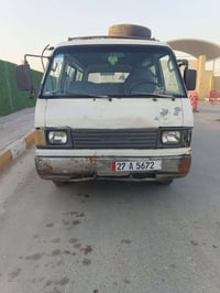كيا مازده للبيع موديل 96 رقم انكليزي بسمي  مصفره هيئه وغرامات سعر 45 و...