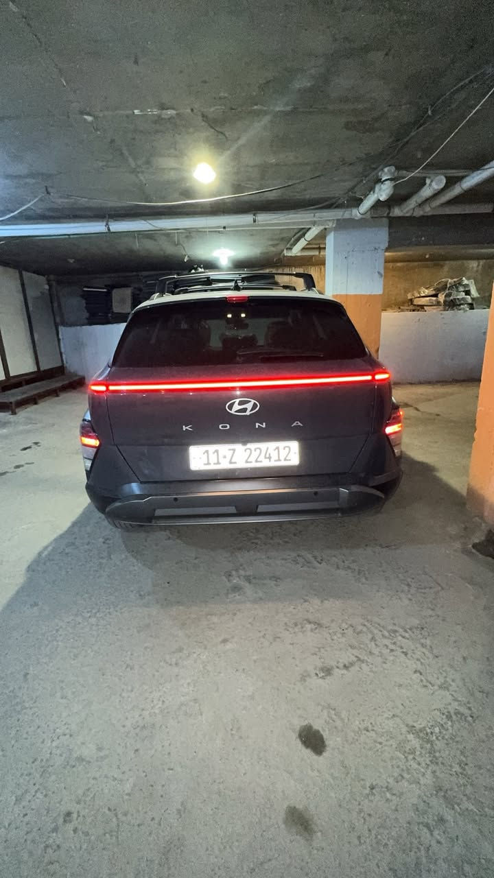 السلام عليكم
للبيع هونداي كونا 2025وارد امريكي
محرك 2000 دوش
دخول جديد ترقيم جديد بغداد وباسمي
ماشية 11 ميل
الحادث مرفق بالمنشور
تبديل قبغ جنطة اصلي
السيارة بدون ايرباك بدون شاصي بدون لغد بدون بارد بدون صبغ. بدون حوض
مواصفات sel
 كشن كهرباء
تبريد قطعتين بصمة وتشغيل عن بعد
وبقية مواصفات معروفة
مكانها بغداد زيونة
السعر 191 وبيها مجال بسيط
***********
