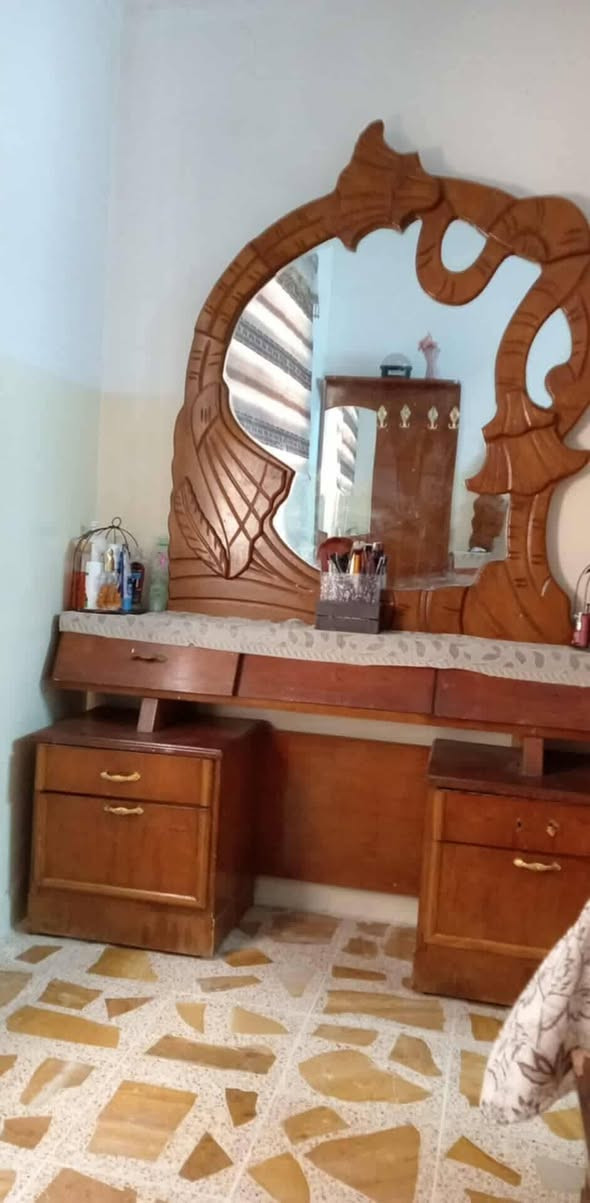 غرفه اخشاب نظافه وموديل مثل ماموضح بلصوره
سعر 500 بيها مجال مكان موصل


**إذا كنت صاحب هذا الإعلان وتريد حذفه لأي سبب، رجاءا أرسل رسالة إلى الدعم الفني**