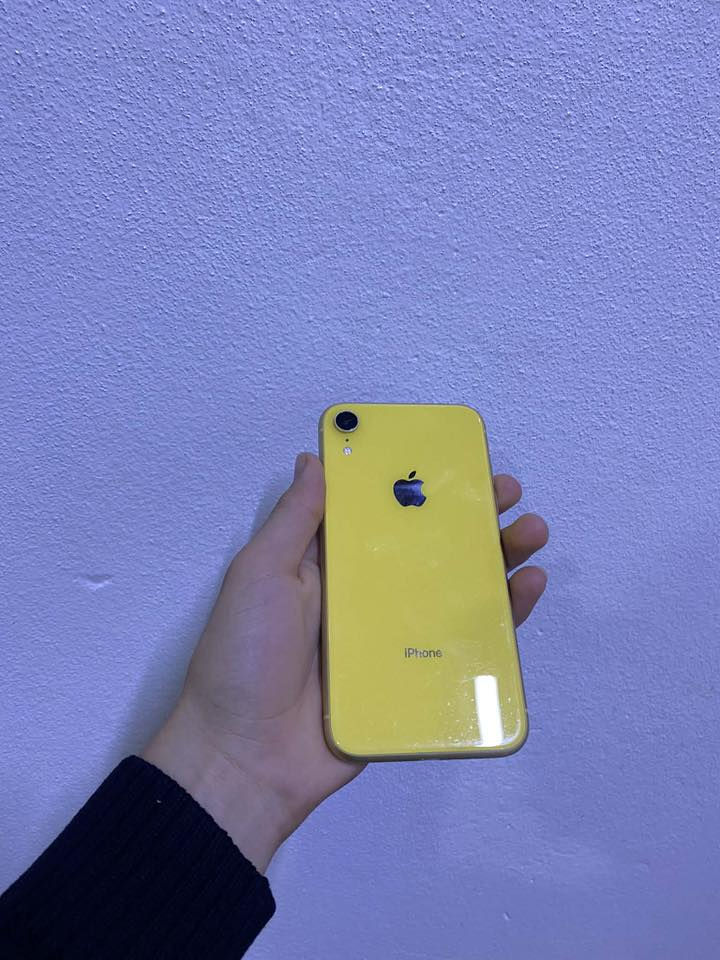 اكس ار للبيع
مامفتوح شرط 
ذاكره 64
بطارية 84
تك سمكرت
سعر 160
رقم ***********
