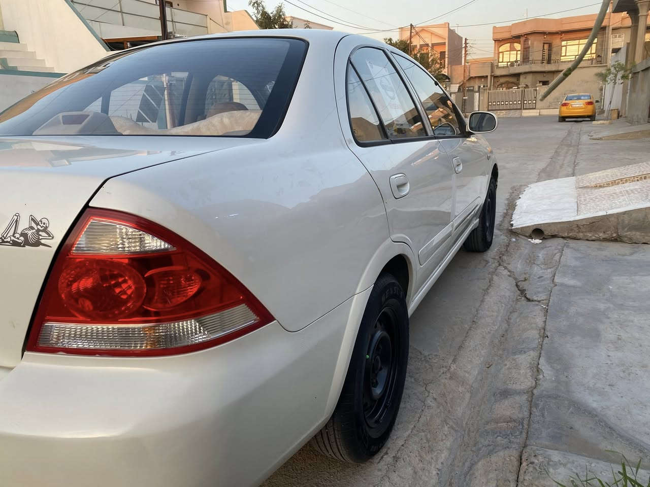 نیسان صنی کوری مودیل ٢٠١٠
سنویە جدید کود بانزین بی
بەس بونید صبوغ بدون دواخل بدون شاصی 
نیسان صنی مودیل ٢٠١٠
سەنەوی تازەیە کودی بەنزینی هەیە 
بەس بونیدی صبوغە بەبی ناوگرتن و بەبی شانصی
سعر٩٤
***********
***********
