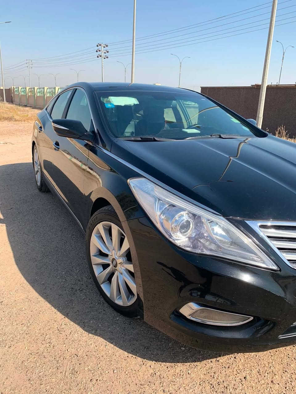 ازيرا ٢٠١٤ فول مكفوله من صبغ بيه شخط صغير ماشيه ١٢٦ سعر ١٤٨ وبيه مجال
***********
