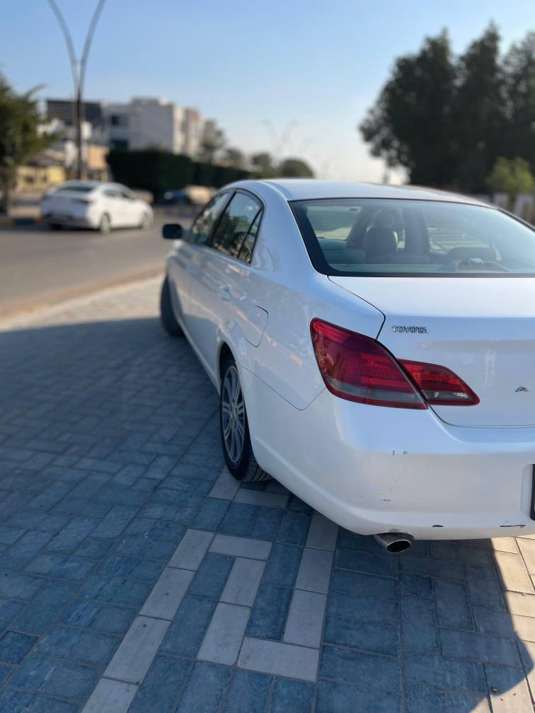 السلام عليكم 
للبيع تيوتا افلون 
2008
وارد كندا حادث جاملغ خلفي 
مواصفات فول عده البصمه 
ادامه كامل السياره مسويله رقم رباعي مميز 
السعر 117
*********** موجود واتساب بغداد, العراق
