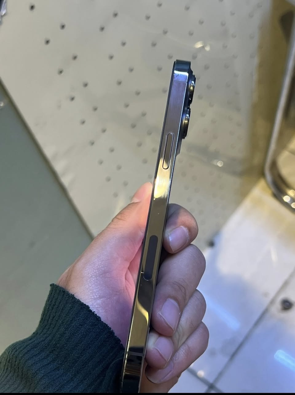 13برو ماكس امريكي وتر الجهاز بلادي بطارية 84الجهاز ضمان شهر من اي خلل السعر 660الف المكان بغداد البلديات يوجود توصيل ***********
