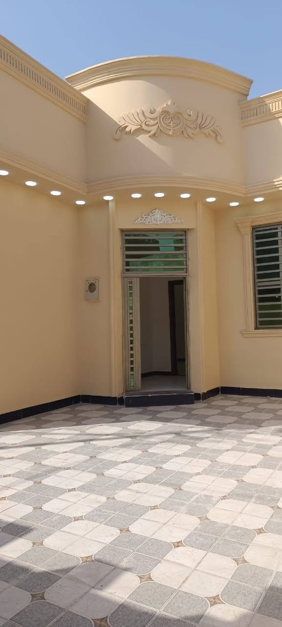 #اسعد_الله_اوقاتكم_بكل_خير⁉️👋🏼
دار سكن للبيع بناء 2026

#المساحه 225 متر 
#جنس_العقار :: طابو ملك صرف زراعي باسم عراقي سند 25 

#العنوان ::  أبي الخصيب محيله طريق الوسطي قرب تقاطع شارع المحكمه 

#يحتوي البيت على غرفتين منام كبار
و ديوان 
و مطبخ و صاله
و مناور عدد 2
و صحيات داخلي وخارجي  و كراج سياره

#البيت جاهز من كلشي تستلم البيت عنده المكاتبه
كامل من مقطوره و كيزر و ماطور
جيب اثاثك و اكعد
و الف عافيه الي ياخذه

جميع الخدمات متوفره  
#السعر (( 125 مليون وبي مجال 
#للاستفسار ***********
