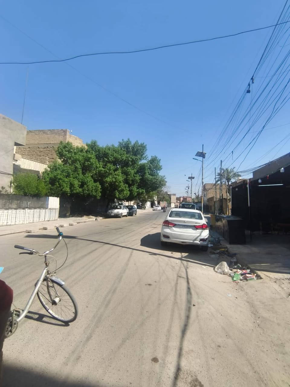 المكان الشعله قطاع السابع المعهد ركن بصف مدرسه البحرين متوفر جميع الخدمات 
وقريب ع المعهد مدرسه البحرين "الأمام السجاد للابنين الابتدائيه والطيبات للبنات الابتدائيه  والرجاء للبنات اعدادية " ومدرسه الصدرين اعداديه ومدرسه الحمزه متوسطة والنهرين متوسطة وعمار بن ياسر متوسطه

*للايجار معهد تدريس فقط 
تواصل مراسله الصفحة او
 الاتصال ع الرقم ***********
