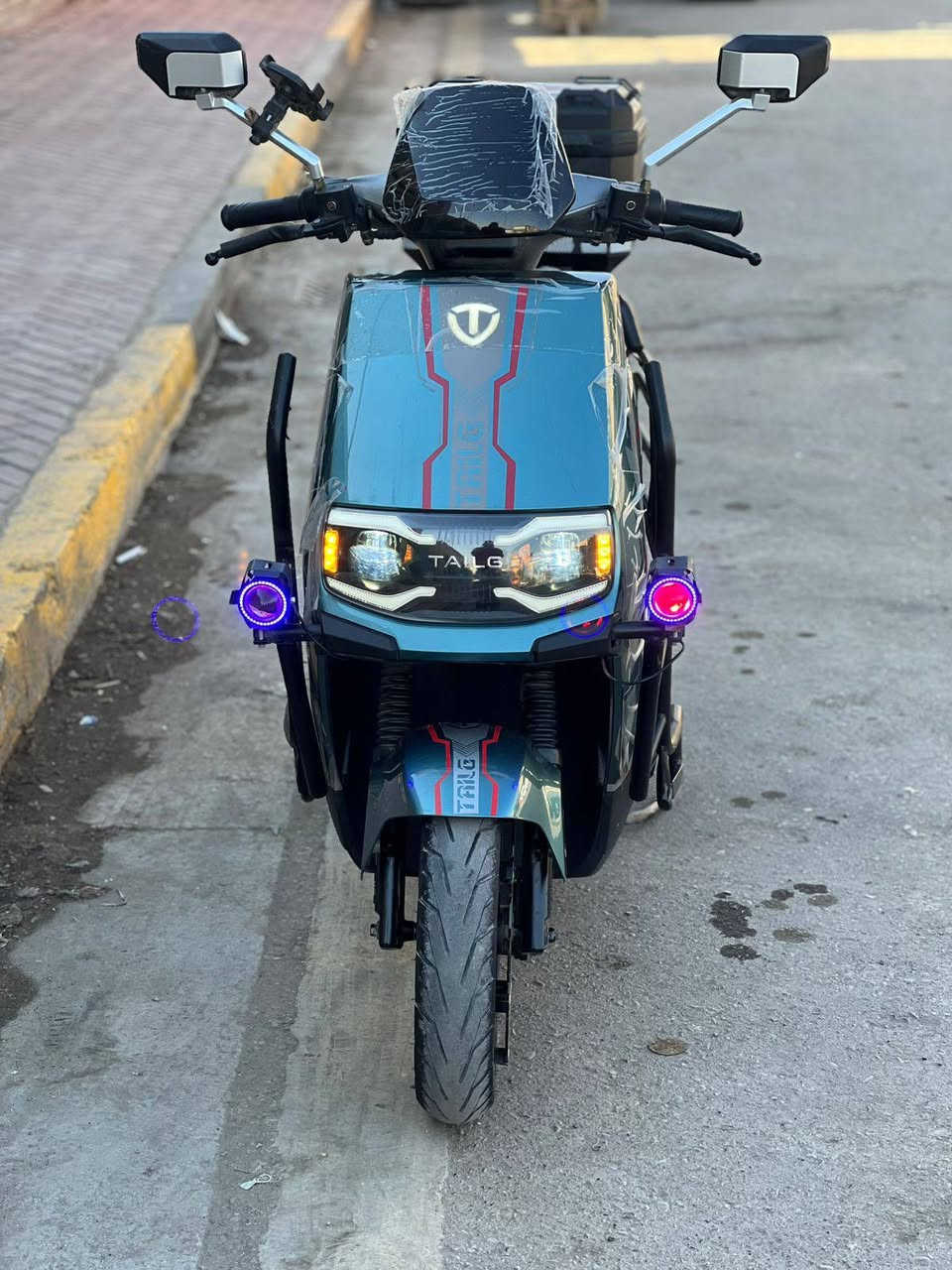 السلام عليكم..دراجه تالج ..تسلا المقدسه ..TAILG.. TESLA..
بصمه ...موديل2026.. السرعه الفعليه مع الوزن k.70...حقيقي وشرط الفحص..ملف SPORT .2000.. عدد البطاريات ..6..كبير .72
فولت ...38 امبير .. تقطع مسافه بل شحنه الواحده .K .90 كيلوو...الدراجه بعده وكاله ... وضع شركه ...كهربائيات كله شغاله..مخرج USP... ازرار صوتيه ..بصمتين ..تشغيل بصمه...وتشغيل عن بعد وجهاز مانع سرقه..اشاره..دبل اشاره..لايت عالي ناصي هورن سكن .سطاب لايت..لدات أماميه خلفيه ..دسك أمامي خلفي.....وصل المعرض..موجود. 
اي استفسار اتصال 

***********

مكاني بغداد
