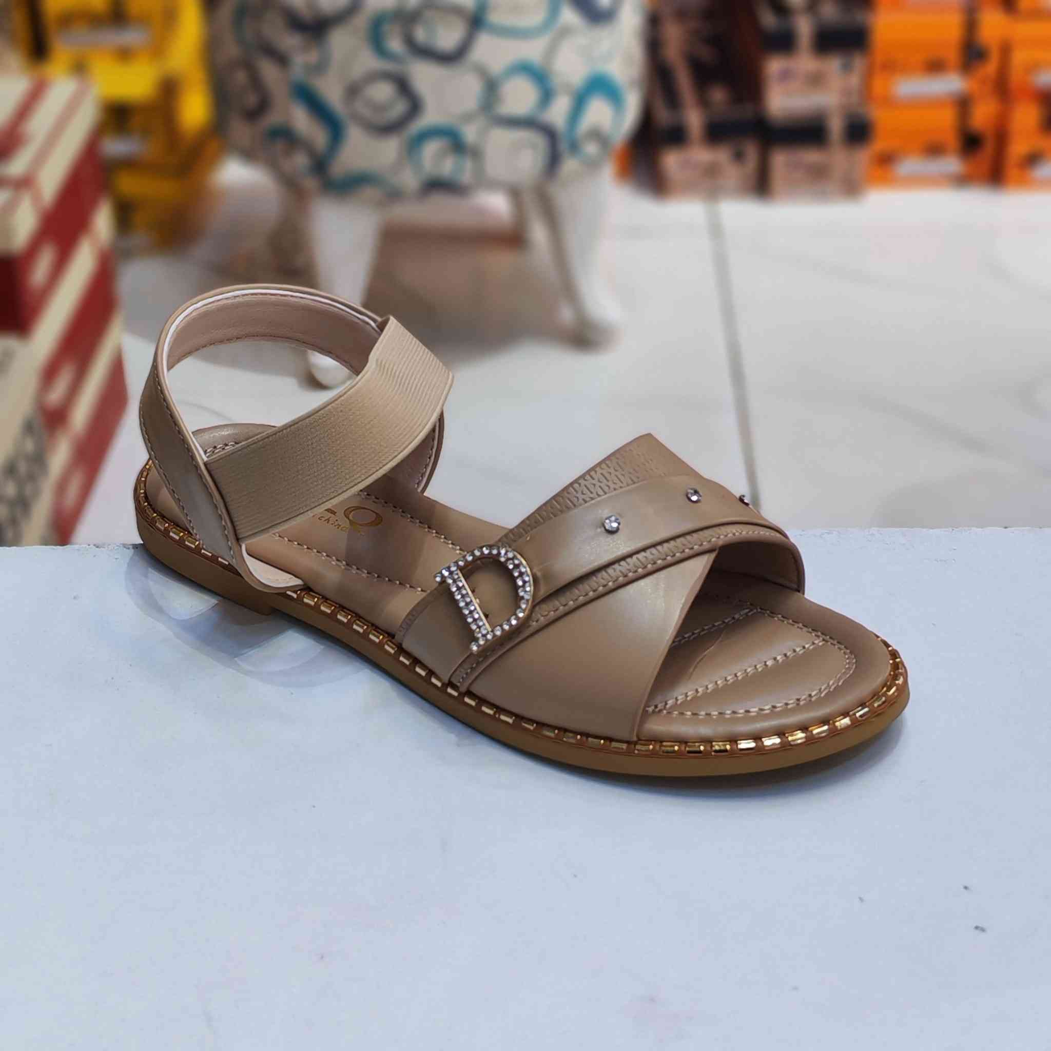 #جديد
سعر القطعة 💥10000 الف 💥
صندل فلات طبي خفيف الوان المعروضه فقط
#العنوان خانقين مجمع الحاج قاسم خلف مجمع حبيب مول
توصيل جميع المحافظات وداخل خانقين واتس ***********
احذية و حقائب بشار
