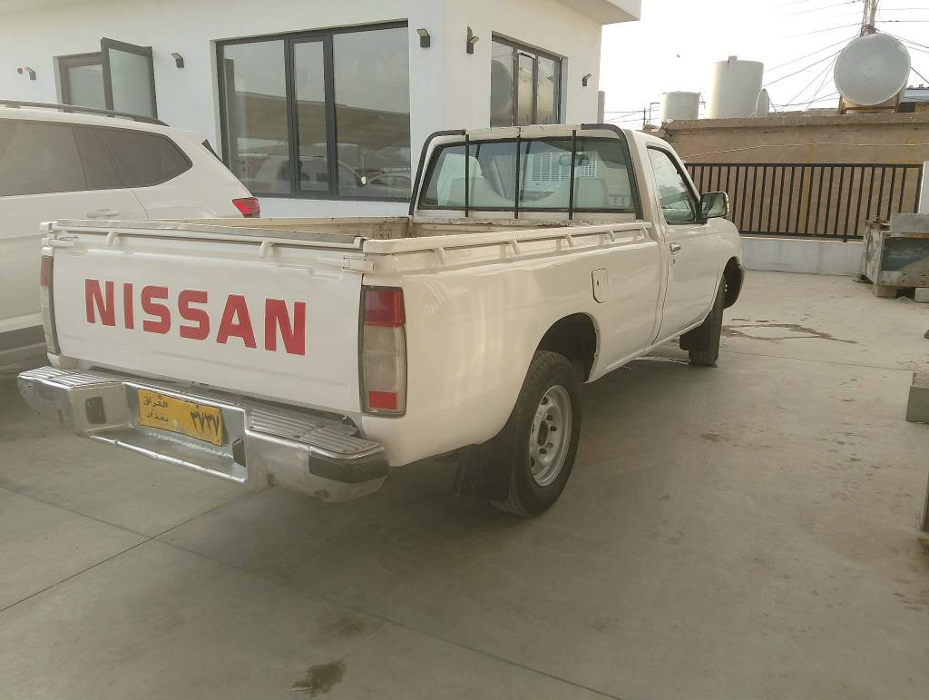 نیسان تاک ۲۰۰۱ ئاڕمی پلاستیک سلێمانی یەک بست لێدرانی هەیە عام بۆیاخی دەرەجە یەک کراوە ئەکسلی تازە گۆڕاوە مەکینەوگێڕی بەشەرت ئاڕموئەوەلیاتی بەشەرت *********** لە سلێمانیم السليمانية, العراق
