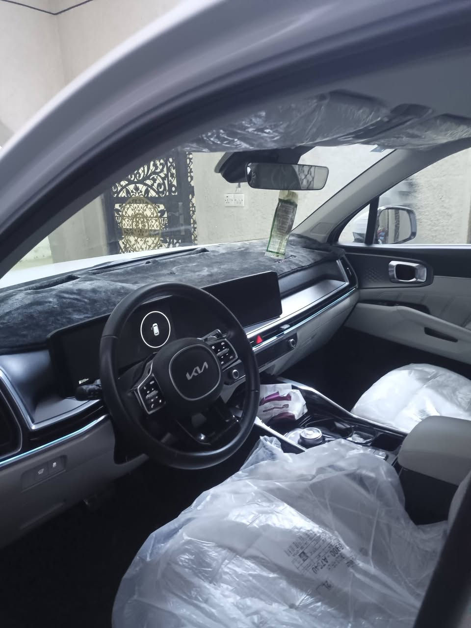 سلام عليكم
سورنتو 2024
فول مواصفات من عده البانوراما 
كشنات كهرباء 
جنطه كهرباء 
لد دشبول
سبعه راكب
سته سلندر 
كير ماوس
مري شفط
ترحيب 
شحن لاسلكي 
بيه شويه بالبنيد وشويه بالباب 
ويل 20 
285وبيه مجال 
مكان بغداد المحموديه 
***********بي واتساب 
***********
