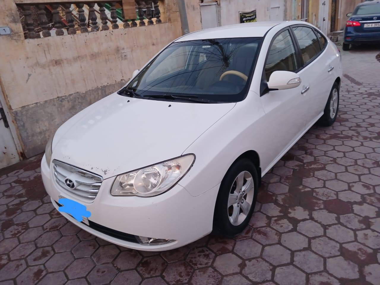 السلام وعليكم
الانترا مديل 2010
خليجيه السياره مكفوله من الصبغ الضربه 
مكينته 1600 
الكير المكينه مكفولات 
استخدام شخصي السياره مامتعوبه  على ايد وحده 
 السعر 120 بيه مجال بسيط 
رقم صاحب السياره 
***********
