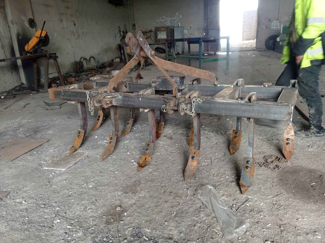 سلام و علیک خرماشە ابو برغي و صندوق كامل جاهز
عنوان طوز خورماتو . طریق كركوك . بغداد .قرب المطعم جنة العراق 
سعر وتساب . ***********
