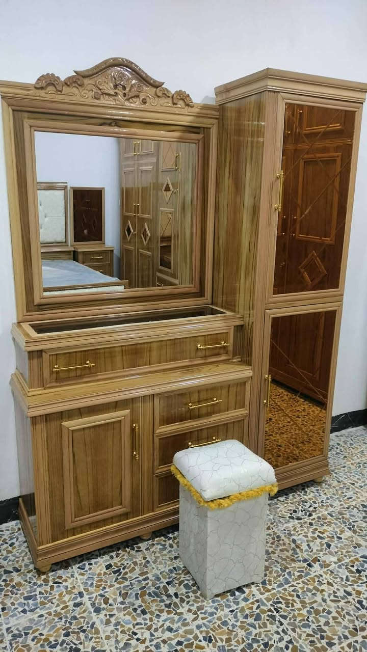 قسطك🔥 بدون مقدمه 🔥مده سنه ونص 🔥انت شغلتك تختار🔥 والباقي يمنى  🔥
غرف نوم ✅✅✅
شغل عراقي فصال تركي 💥
صبغ حراري 💥
ضمان الجوده بالعمل 💥
البيع بالتقسيط بدون مقدمه 👉👉👉👉
يتوفر اكثر من 50 فصال 🎉🎉
العنوان ــــــــــــــــــــ موصل الايمن اليبسات 
ــــــــــــــــــ معرض عبدالله الشاهين ـــــــــــــــــــ
للاستفسار الاتصال او المراسله على الواتس 
***********📞
***********📞
***********📞
