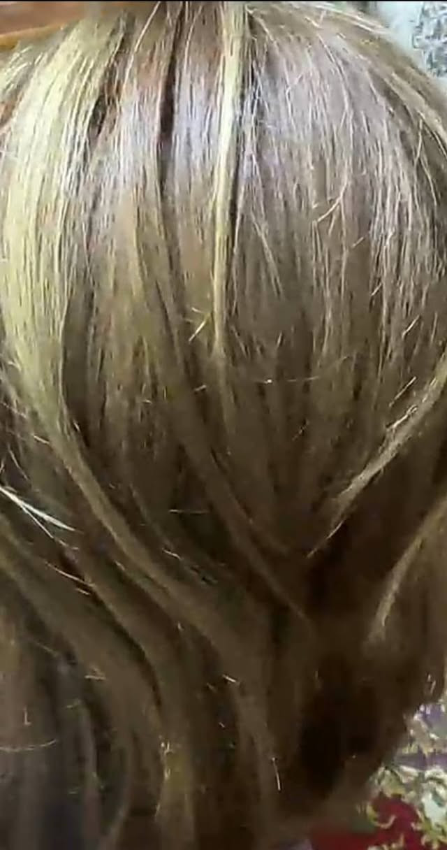 صبغ وتخصل حسب طلب الزبونه من داخل صالون الورده الحمراء سارعو بلحجز رقم مبايل ***********
