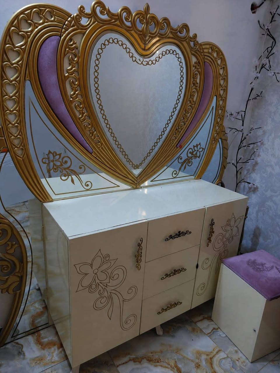 غرفة نوم تركي للبيع (مستخدم)
سعر750 الف ٫٫ للاستفسار اكثر مراسلة الخاص


**إذا كنت صاحب هذا الإعلان وتريد حذفه لأي سبب، رجاءا أرسل رسالة إلى الدعم الفني**