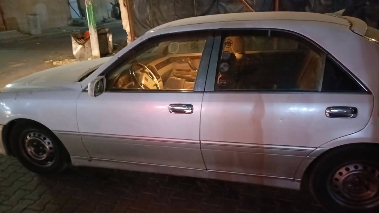 السلام عليكم ملكه للبيع رقم كركوك الماني ما مفحوصه ولا مدفوع كمركها عادية كصة قمارة مديل 2002 بيها ملصق وسنوية مكانها النجف السعر 60 للاستفسار ***********
